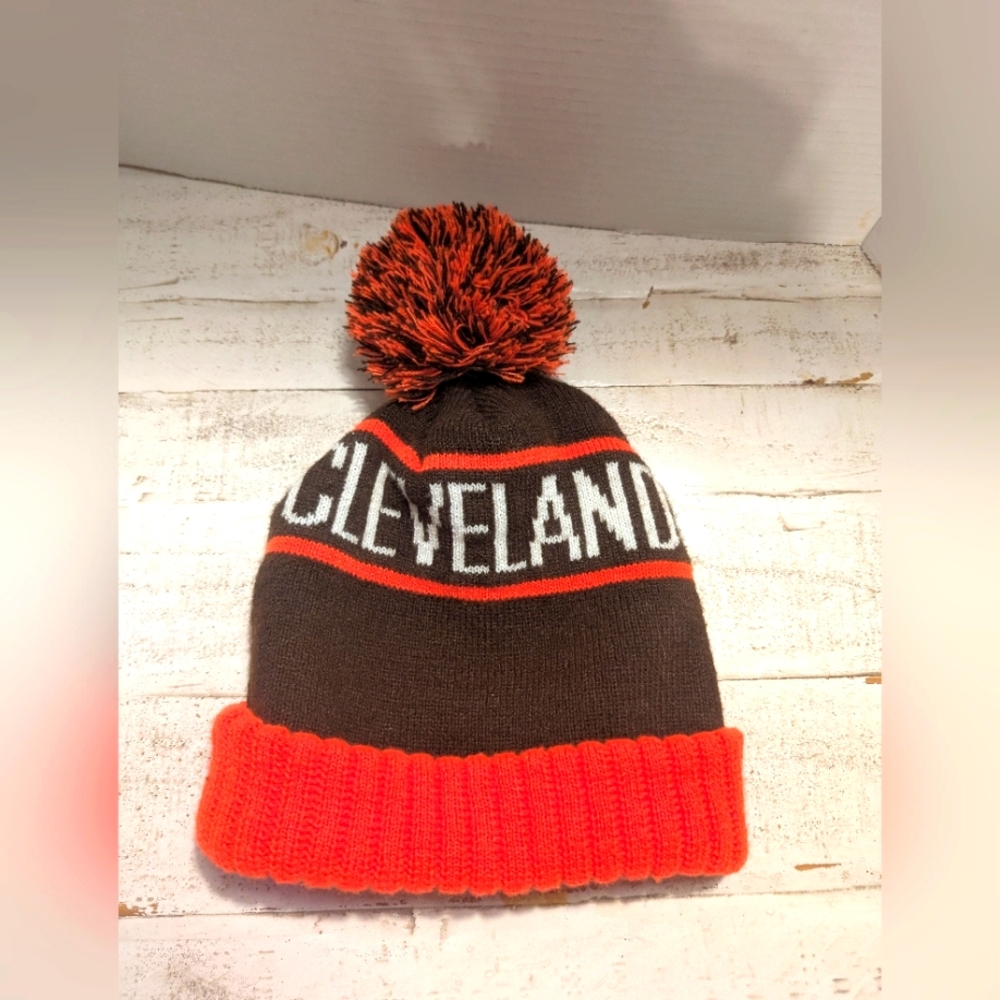 Cleveland Browns Knit‎ Beanie with Pom